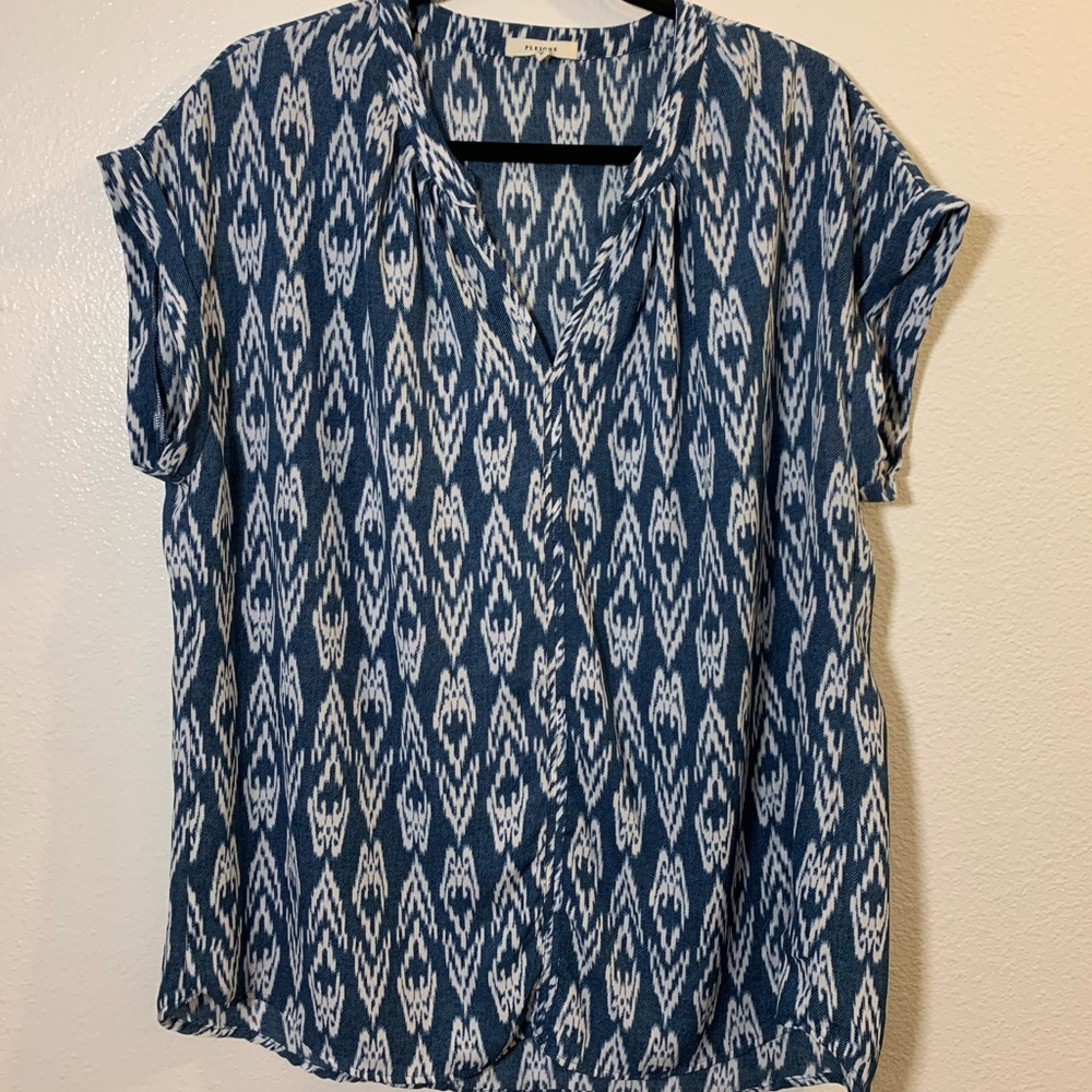 Pleione.  Nordstrom.  XL. Blue.  Loose fit